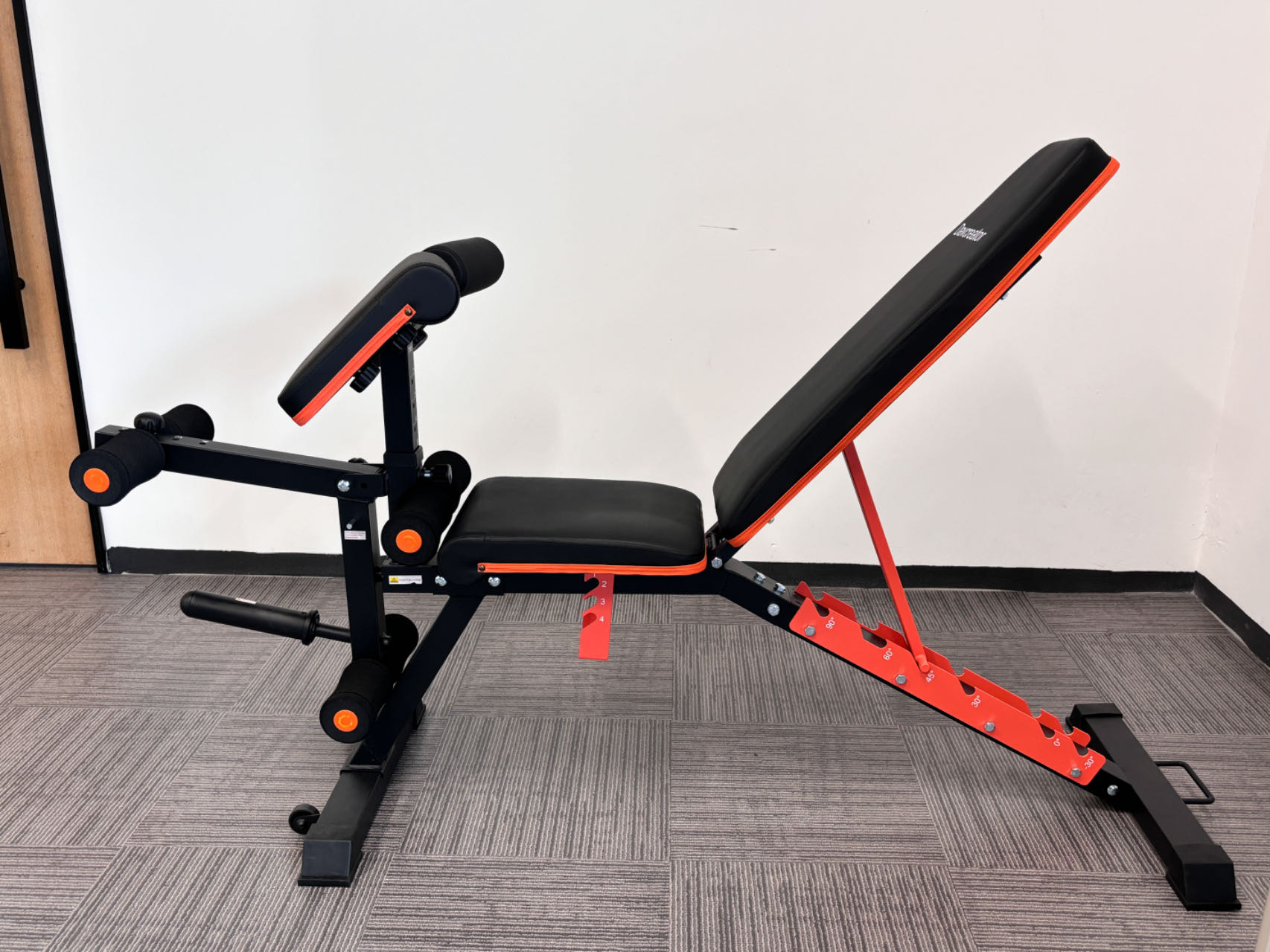 DAV adjustable weight bench