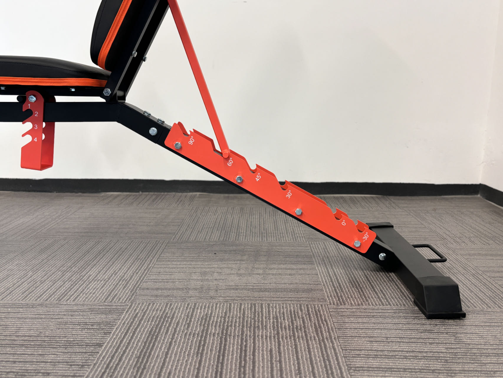 pracher curl bench with leg curls