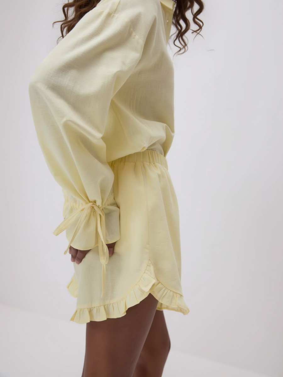 Premium Cotton Women Linen Lace-Up Ruffled Shirt And Ruffled Shorts Set