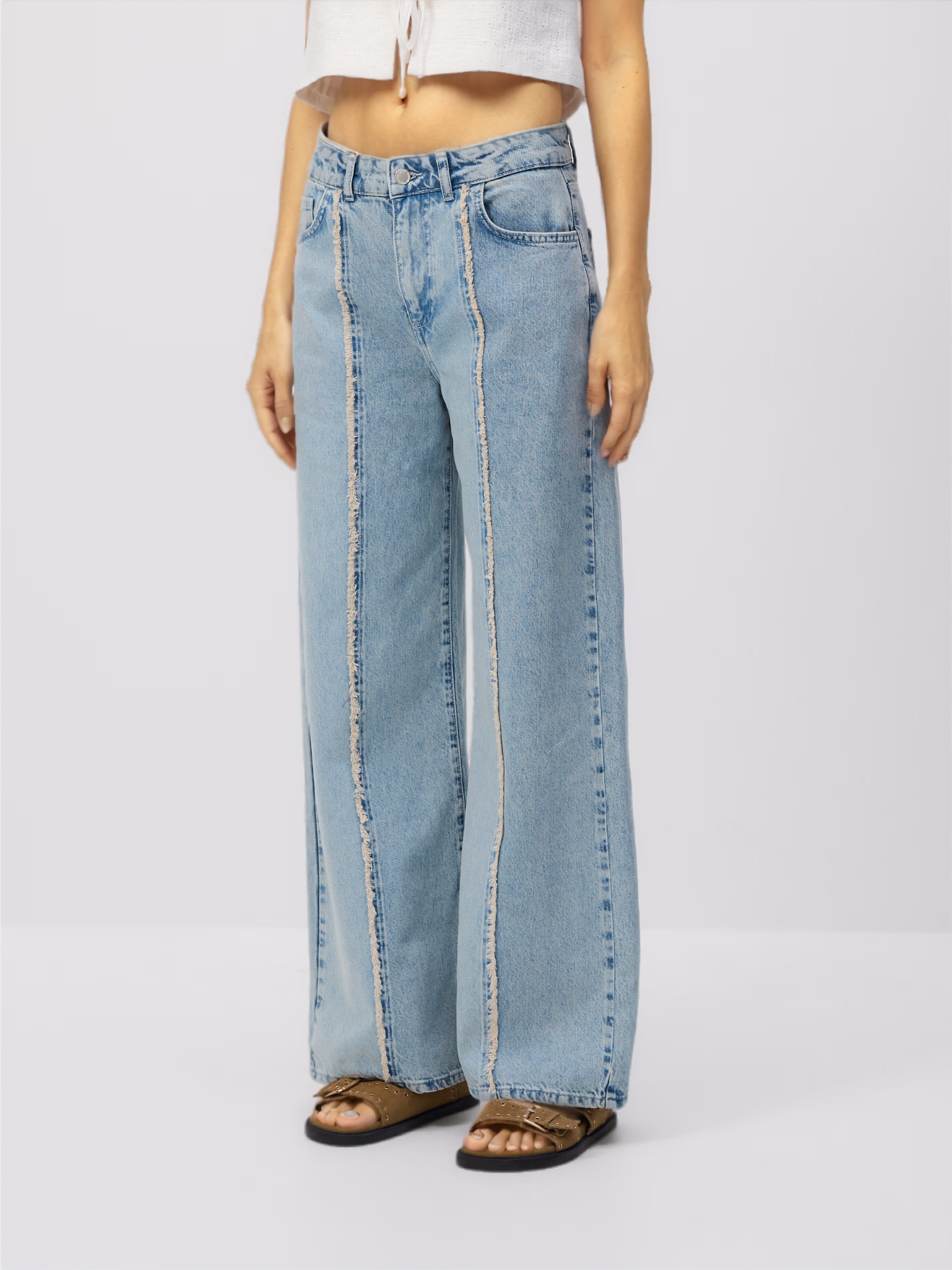 Women Wide Leg Jeans With Raw Seam Trim