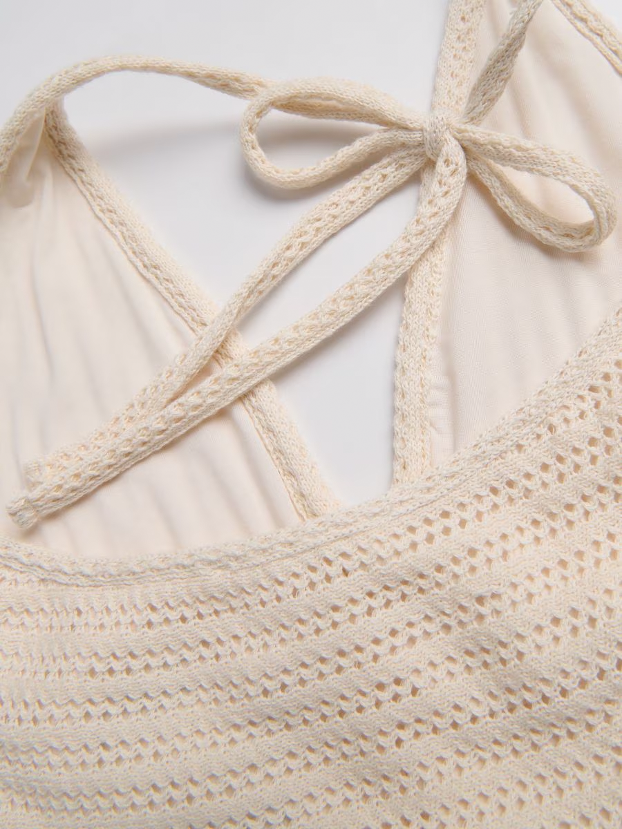 Premiue Halter Neck Knit Pattern Maxi Dress