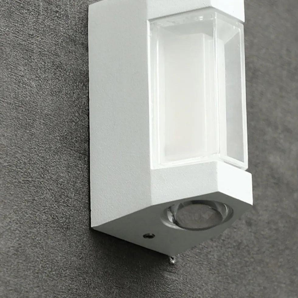 Outdoor Wall Light Waterproof Metal LED Lamp