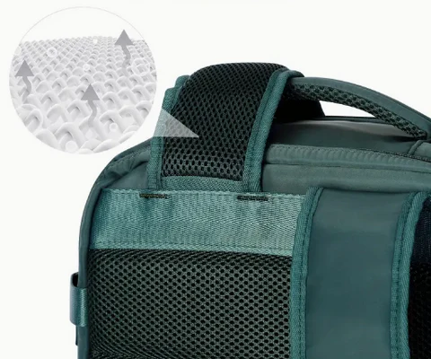 Travel Minimalist Backpack-Travel Backpack With USB Charging Port And Shoes Compartment