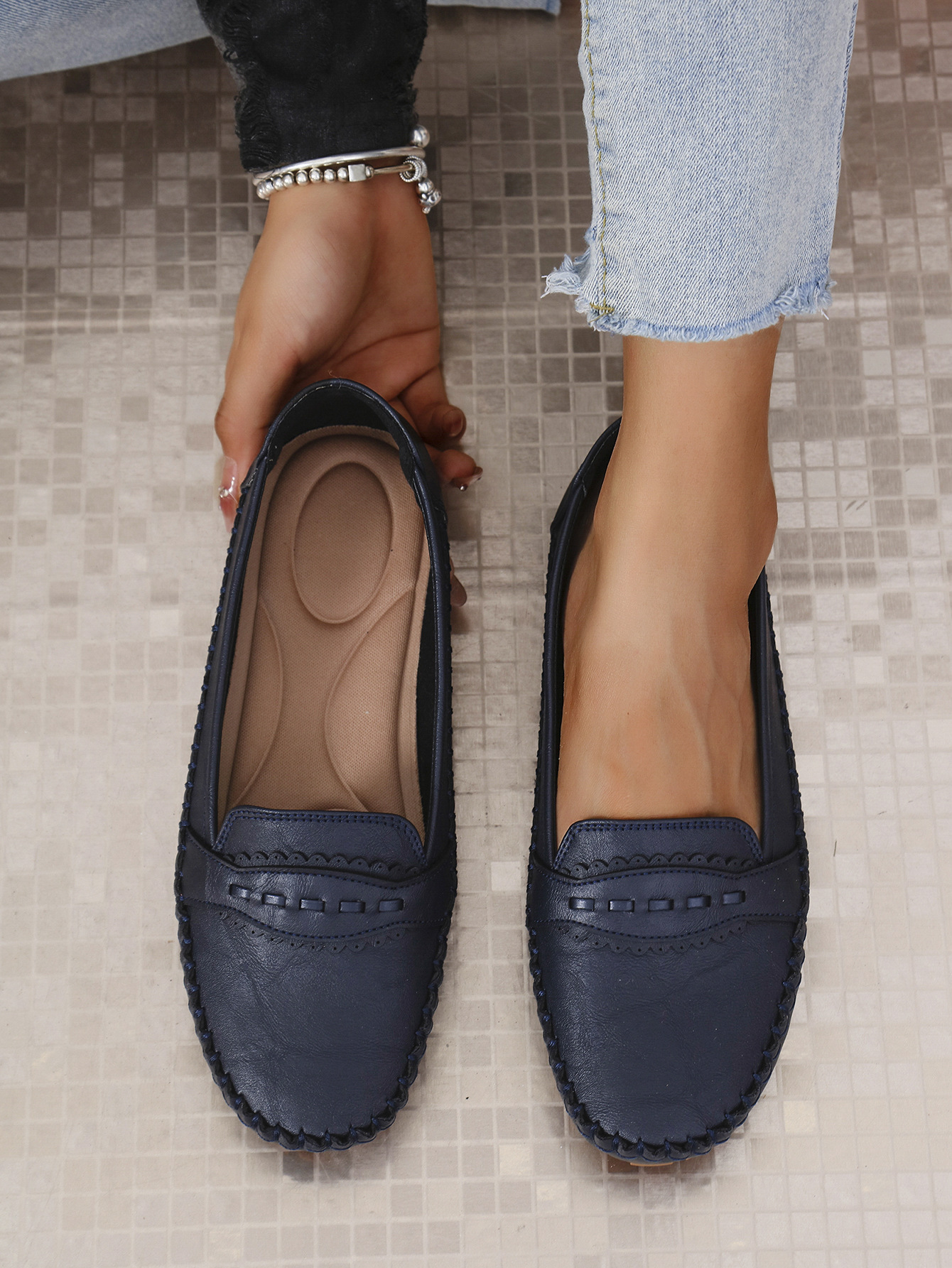 Stylish Orthopedic Shoes，Flat Non Slip Shoes