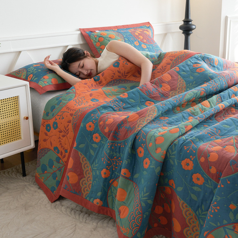 Flower and Leaf Pattem Cotton Reversible Quilt