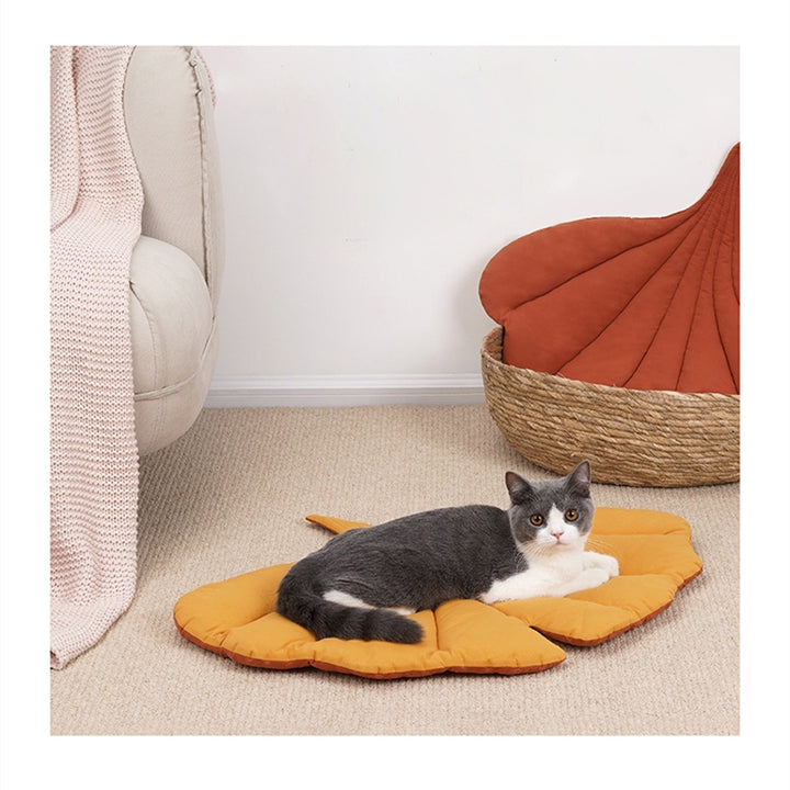 Leaf Shape Dog Blanket Washable Dog Mat