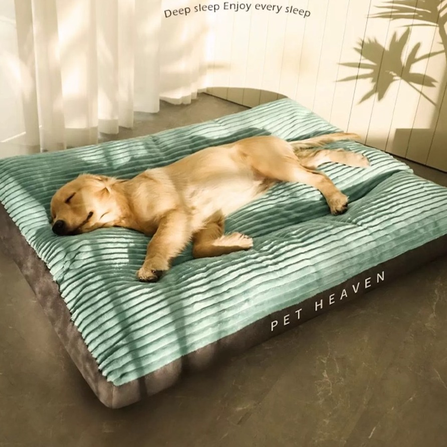 Thick Wide Cozy Dog Bed for Dogs and Cats