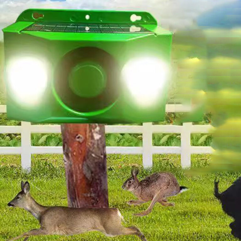 New Beast Repellent Solar Warning Lights With Loud Volume