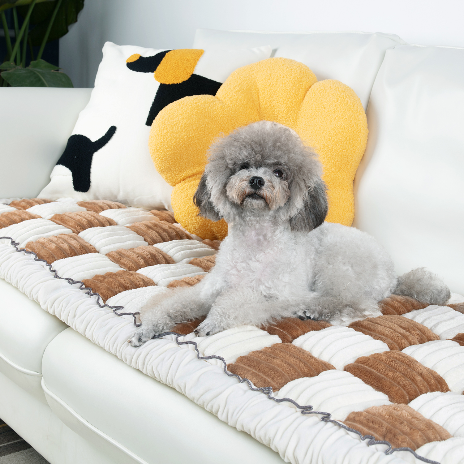 Cream-coloured Large Plaid Square Pet Mat Bed Couch Cover