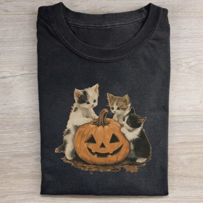 Magmoo Vintage 90s Cat Halloween T-shirt