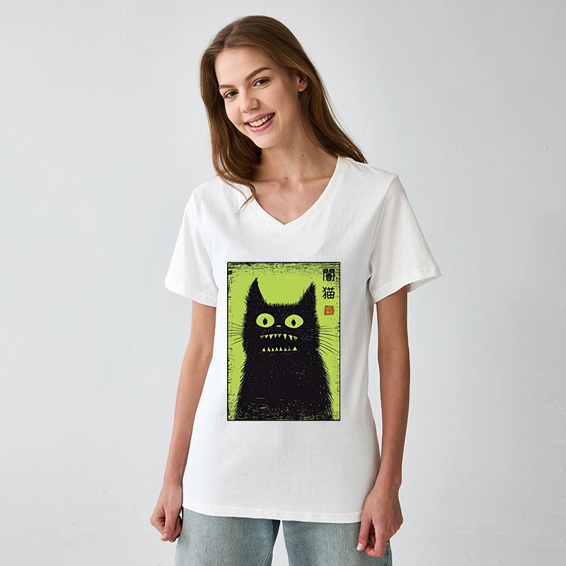 Magmoo Spooky Black Cat Japanese V-Neck Classic T-Shirt-Magmoo