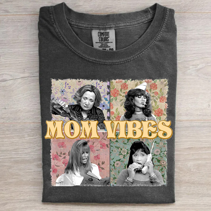 Vintage Mom Vibes T-Shirt-Magmoo