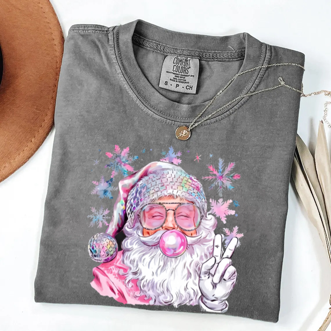 Retro Santa Christmas Blowing Bubble T-shirt