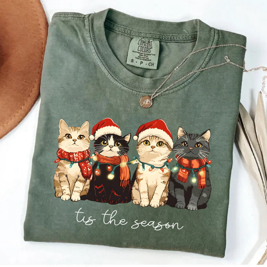 Comfort Colorse Cute Cat Christmas Shirt