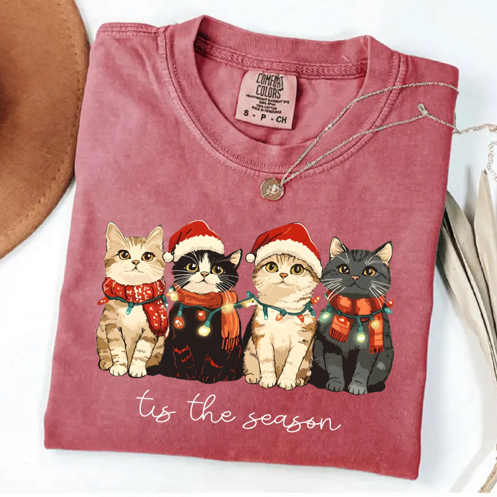 Comfort Colorse Cute Cat Christmas Shirt