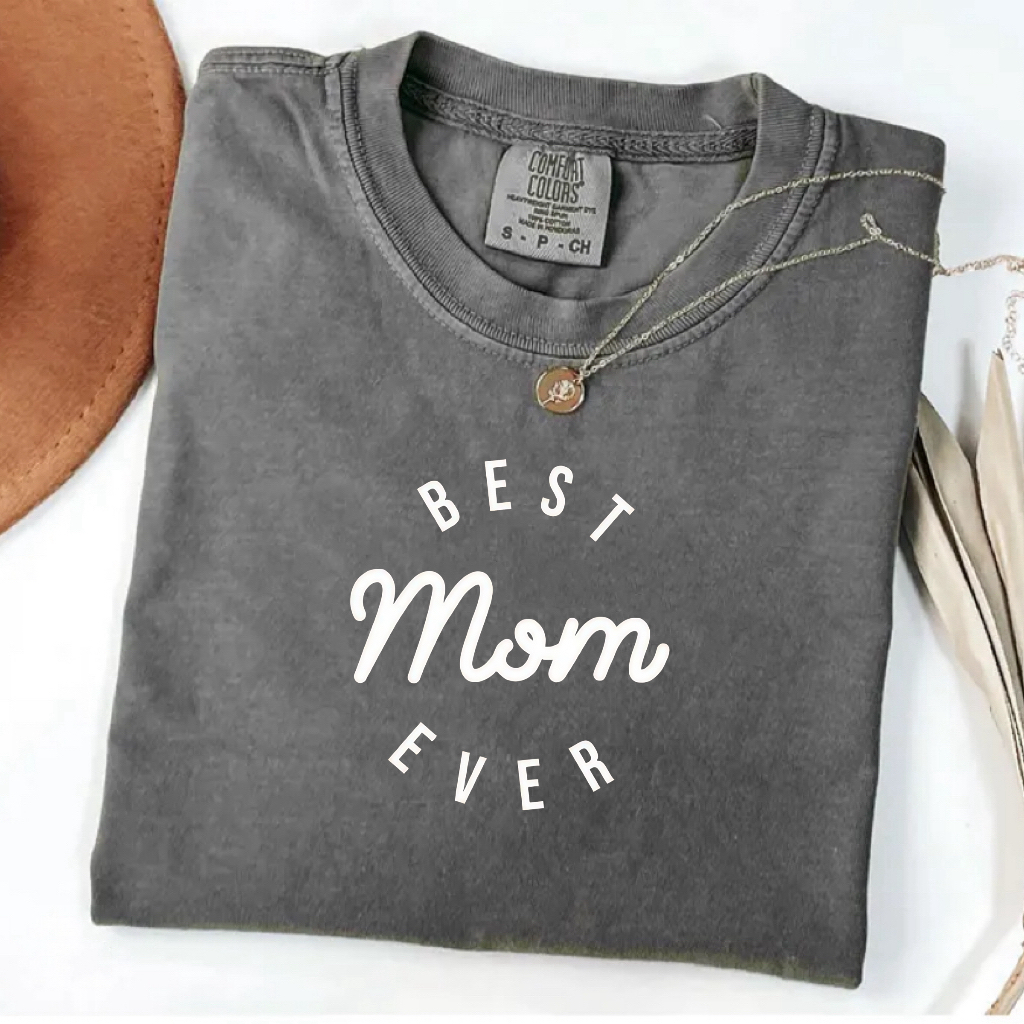 Retro Best Mom Ever T-Shirt