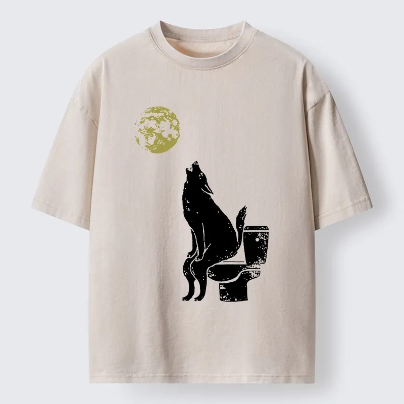 Magmoo Wolf Howling At Moon On Toilet Washed T-Shirt-Magmoo