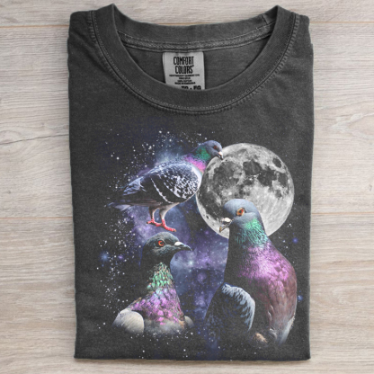 Three Pigeon Retro Graphic T-shirt-Magmoo
