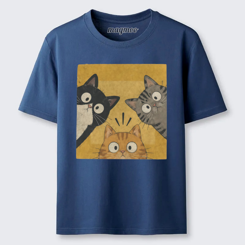 Magmoo Vintage Funny Curious Cats Classic T-shirt