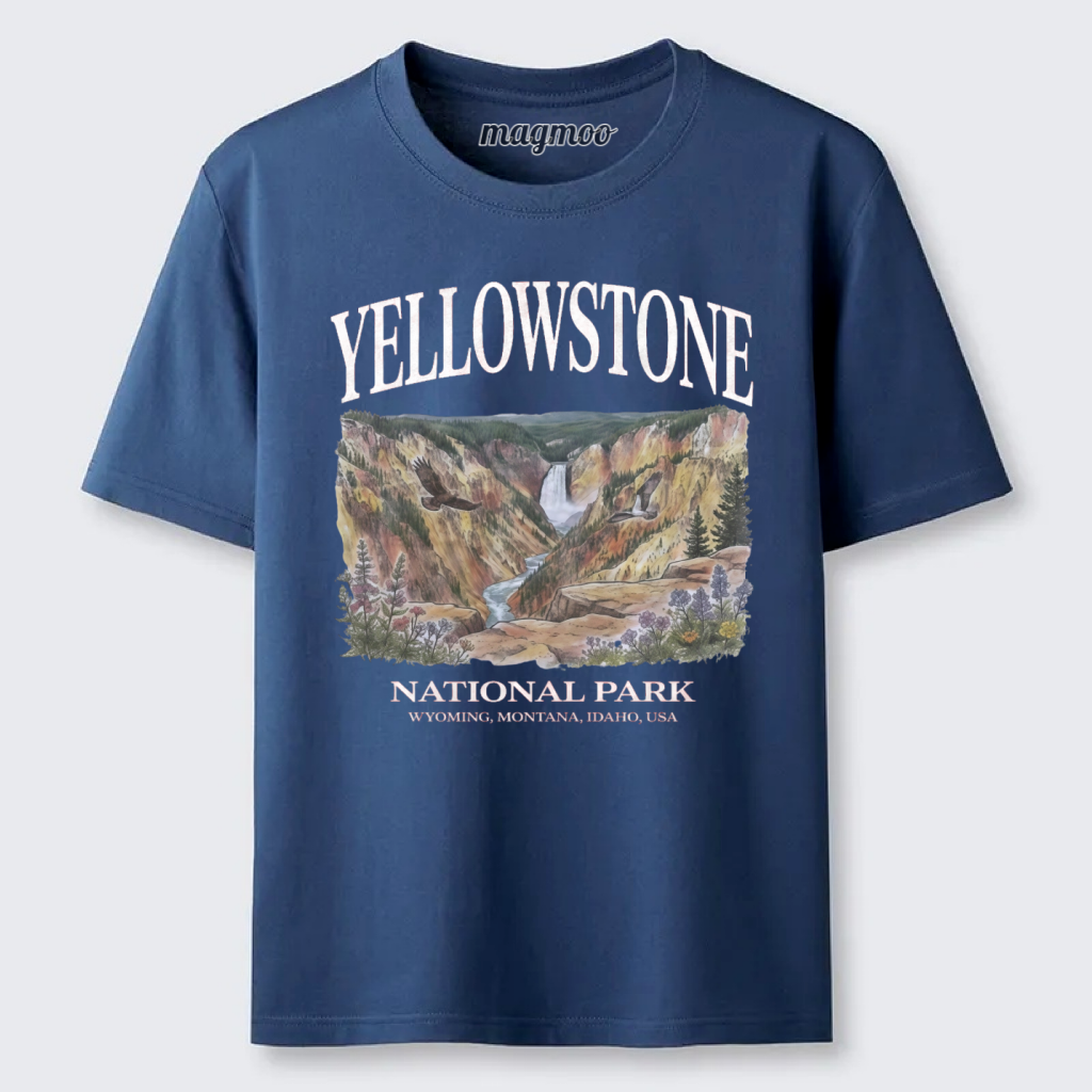 Magmoo Yellowstone National Park Vintage 90s Graphic Classic T-shirt