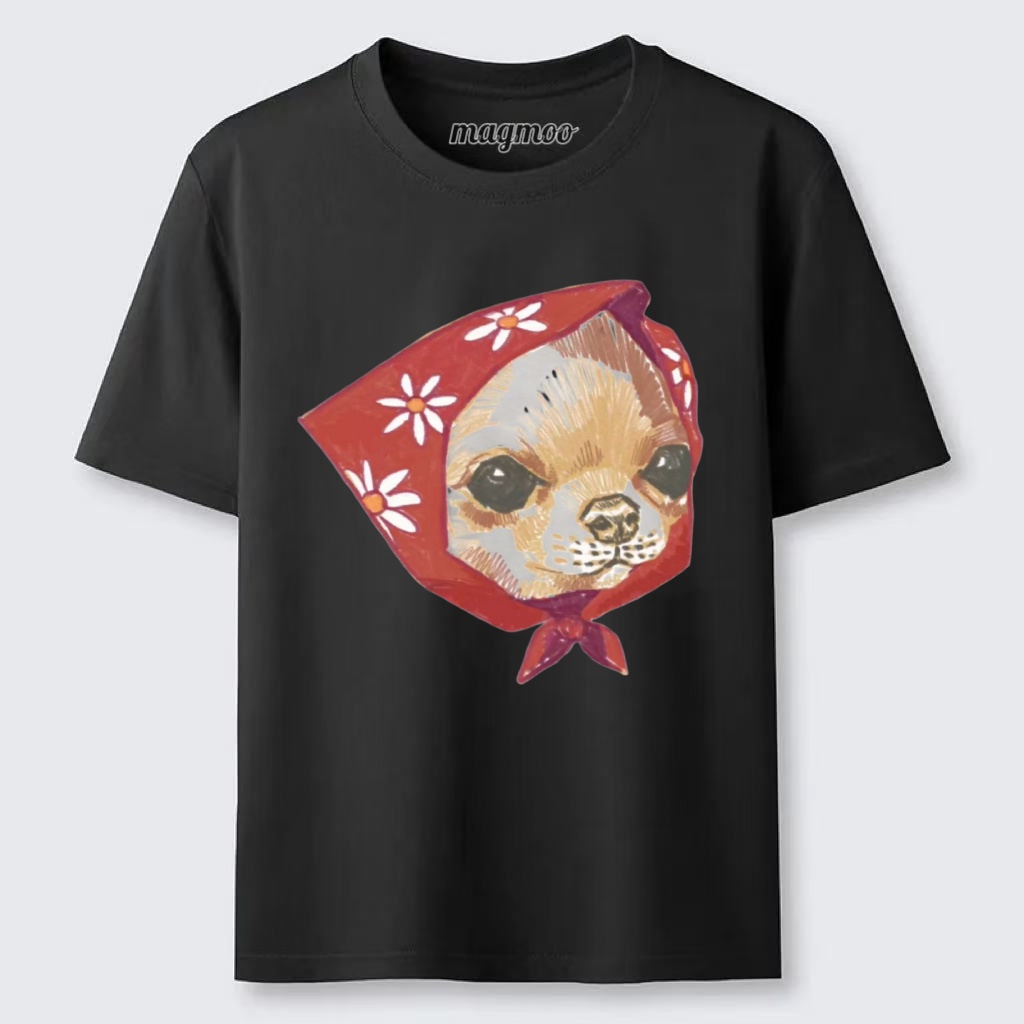 Magmoo Flower Scarf Chihuahua T-shirt