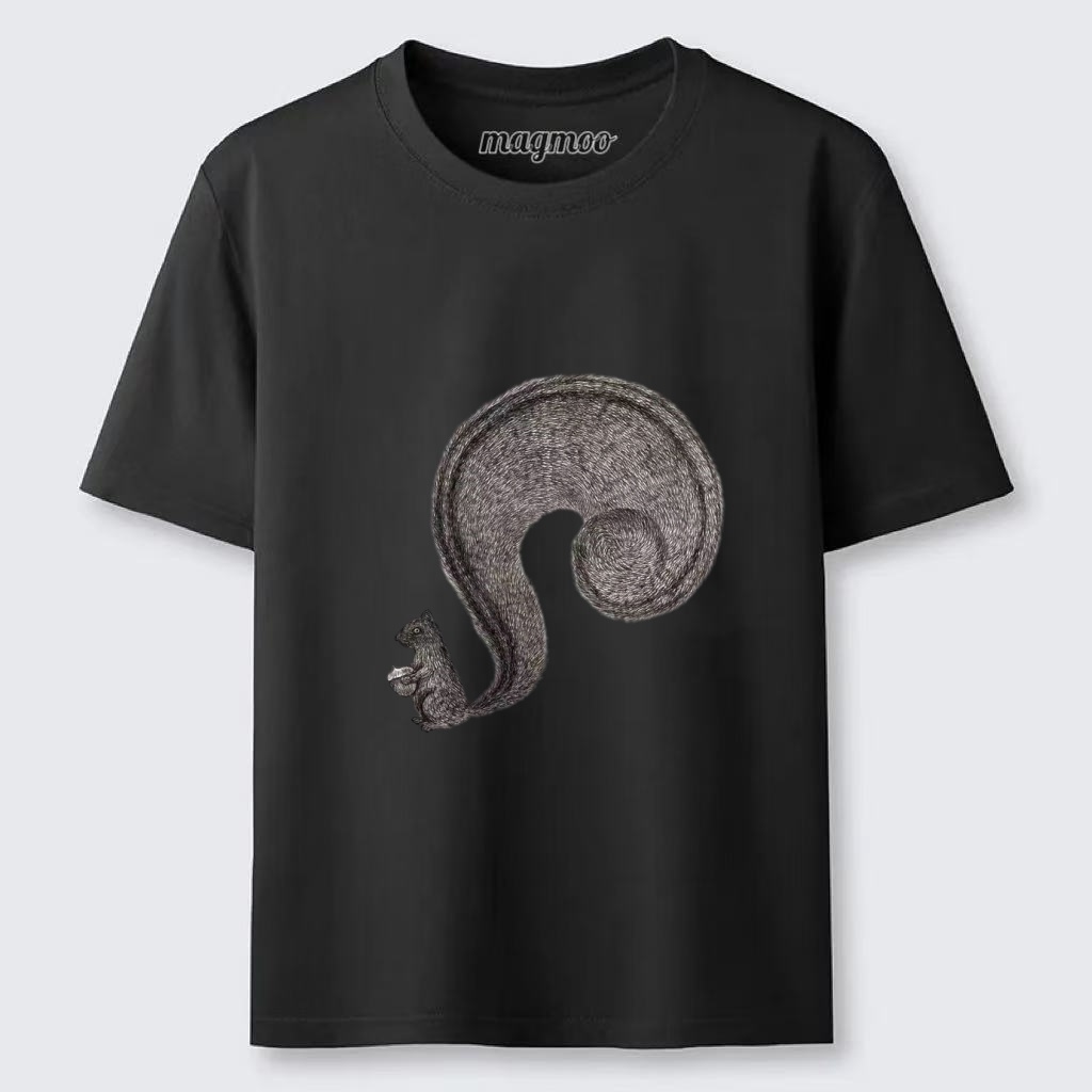 Magmoo Giant Tail Squirrel T-shirt