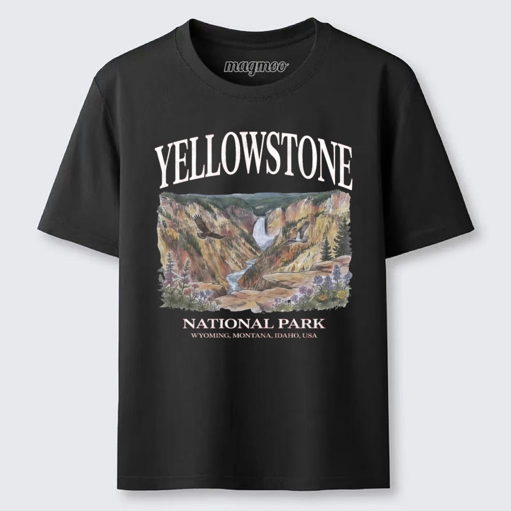 Magmoo Yellowstone National Park Vintage 90s Graphic Classic T-shirt
