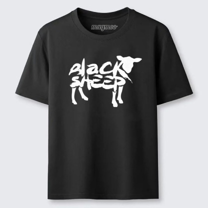 Magmoo Black Cat Claw Classic T-shirt