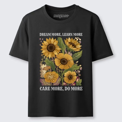 Magmoo Golden Blooms Classic T-shirt
