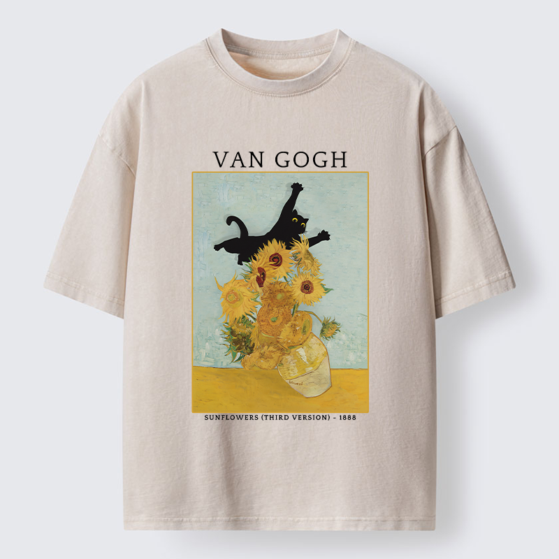 Magmoo Cat Attacks Vase Washed T-Shirt