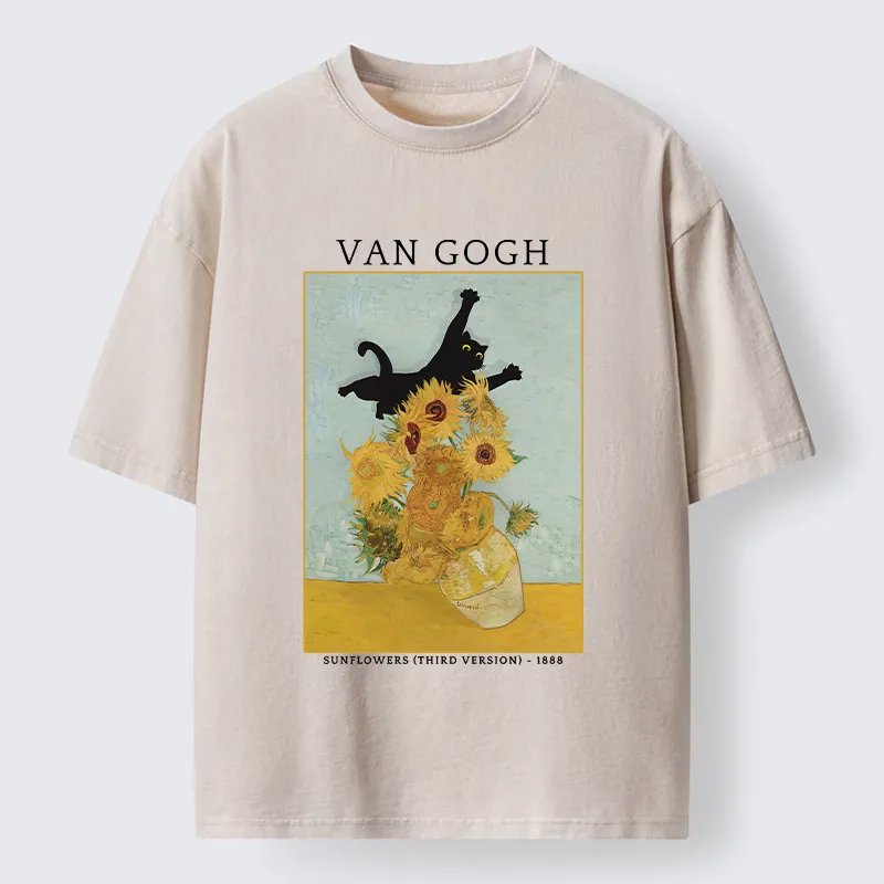 Magmoo Cat Attacks Vase Washed T-Shirt