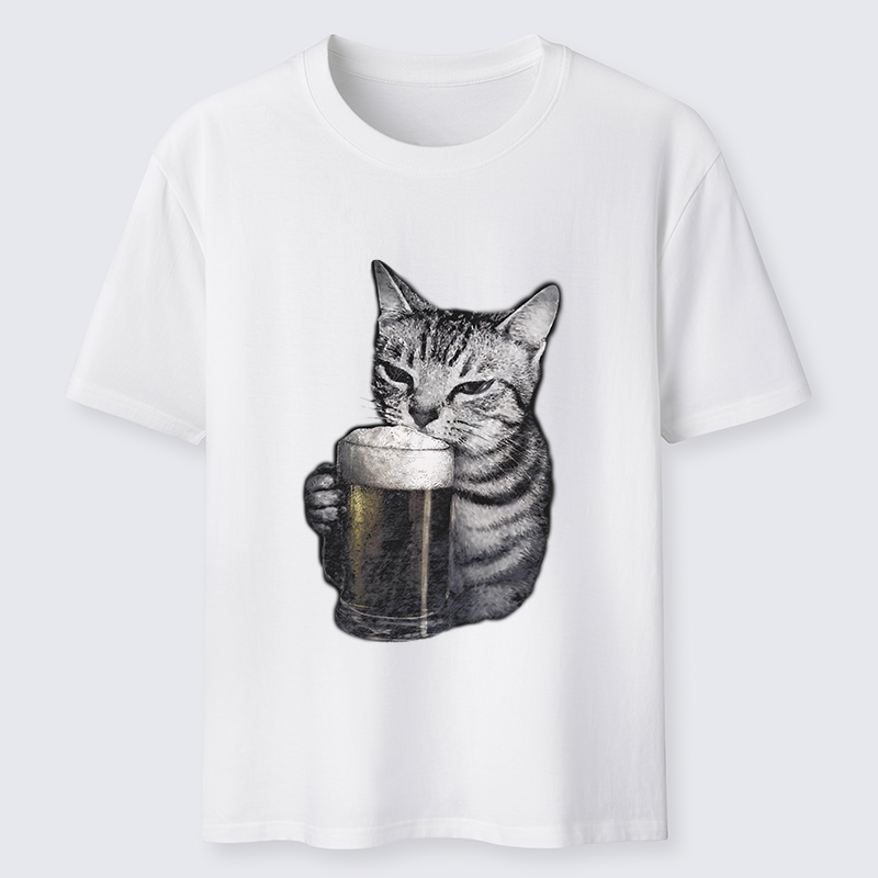 Magmoo Cheers With The Cat Classic T-Shirt