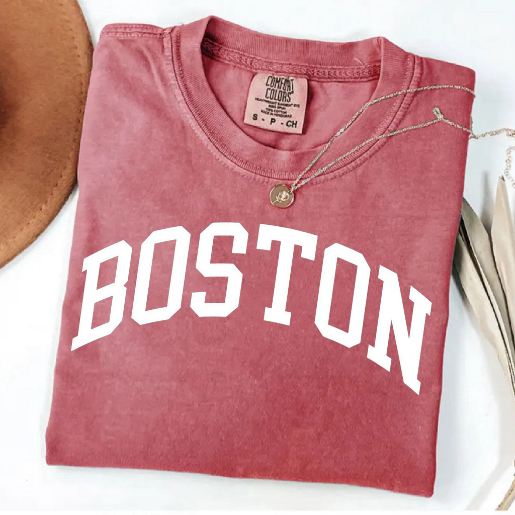 Chic Boston-Trendsetting Inspired T-shirt