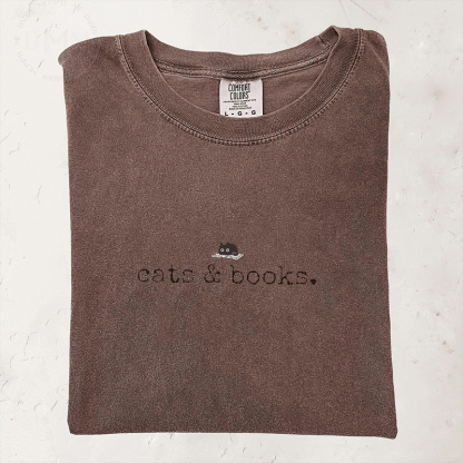 Cats and Books Comfort Colors T-shirt-Magmoo