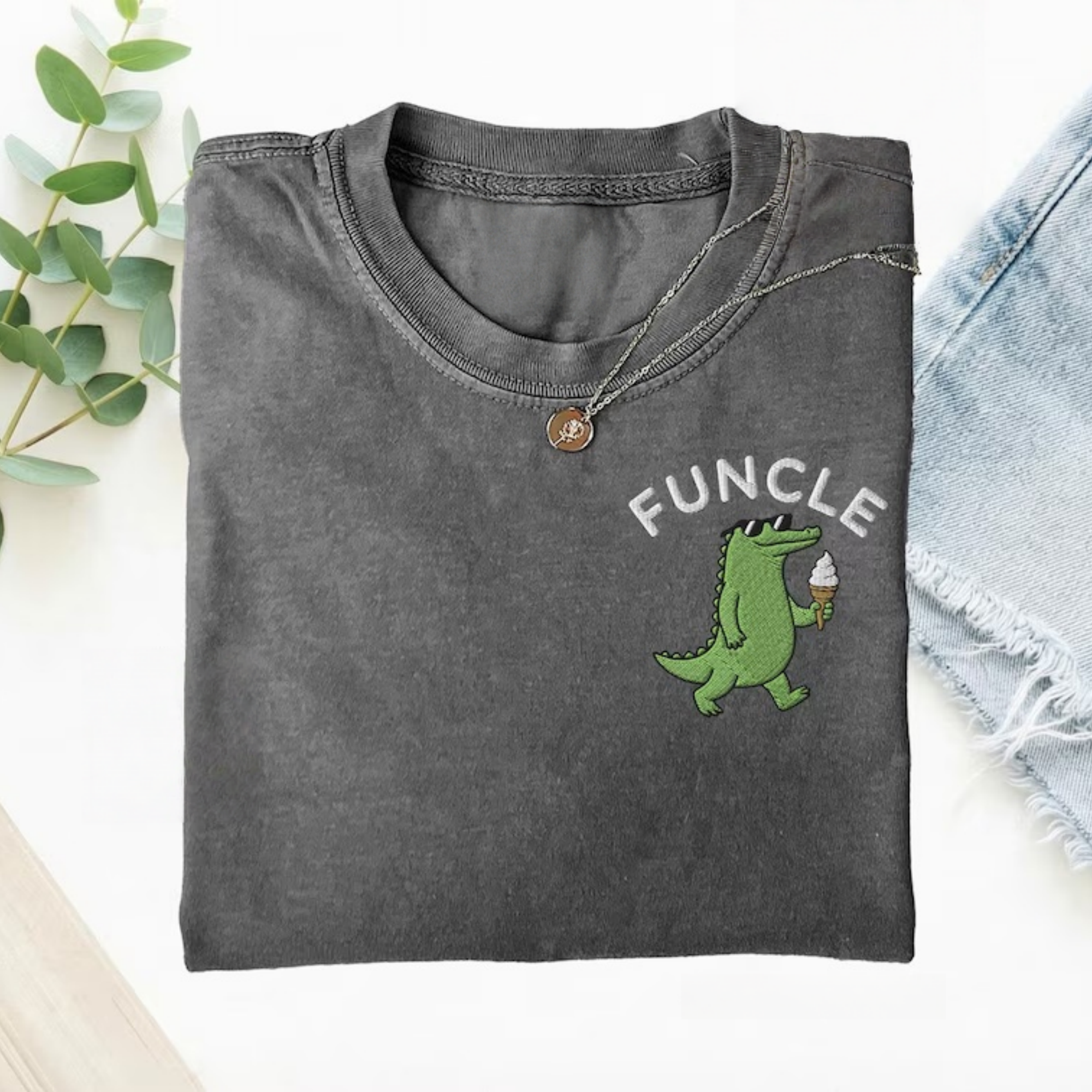 Magmoo Embroidered Funny Uncle T-shirt