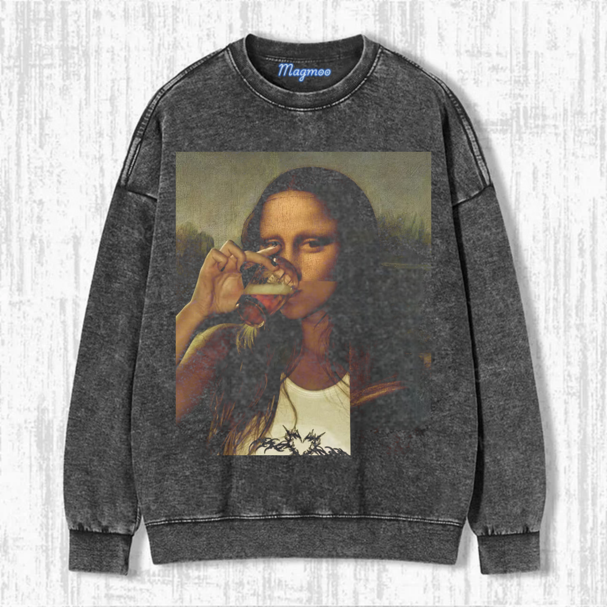Magmoo Drinking Mona Lisa T-shirt