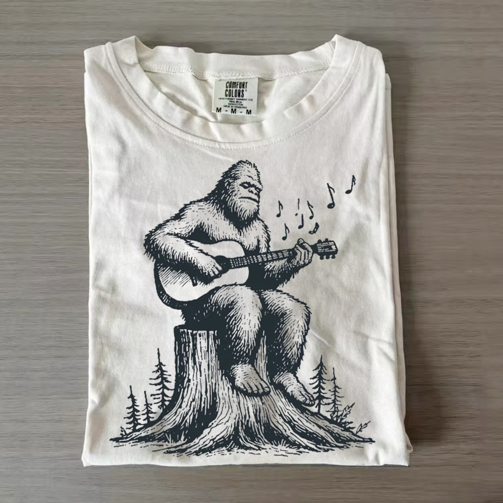 Retro Bigfoot Plays Guitar Lonely T-shirt-Magmoo