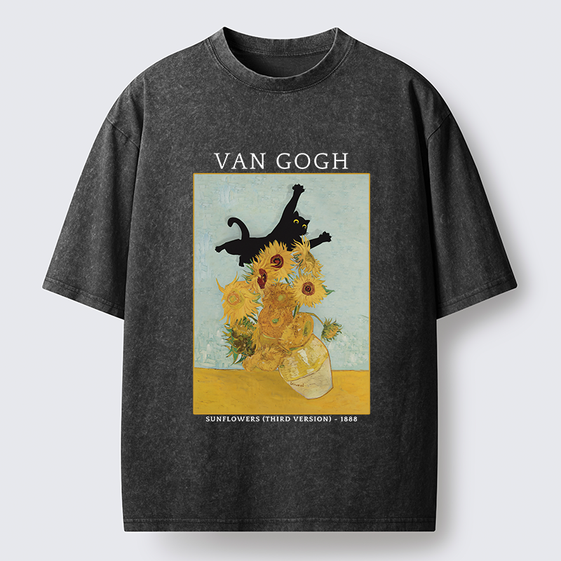 Magmoo Cat Attacks Vase Washed T-Shirt