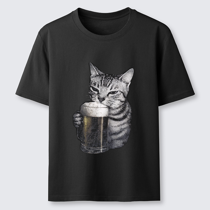 Magmoo Cheers With The Cat Classic T-Shirt