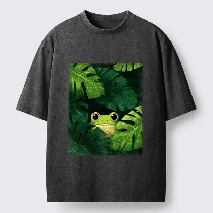 Magmoo Frog Hiding In Green Leaves Washed T-Shirt