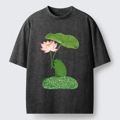 Magmoo Frog With Lotus Umbrella Meme Washed T-Shirt