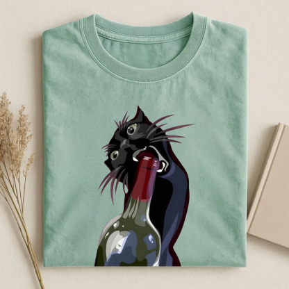 Magmoo Drunk Black Cat Retro T-shirt