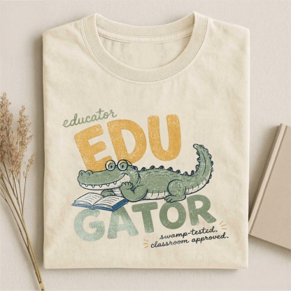 Magmoo Retro Alligator Teacher Graphic T-shirt