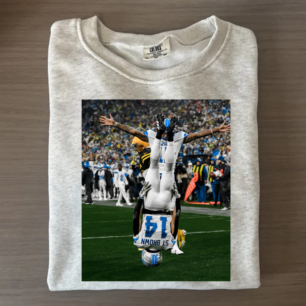 Retro Style Detroit Football T-Shirt/Sweatshirt