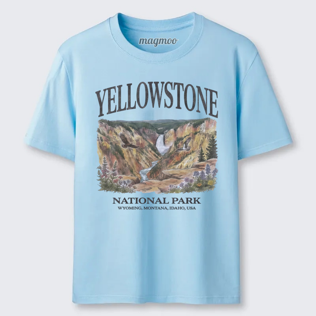 Magmoo Yellowstone National Park Vintage 90s Graphic Classic T-shirt
