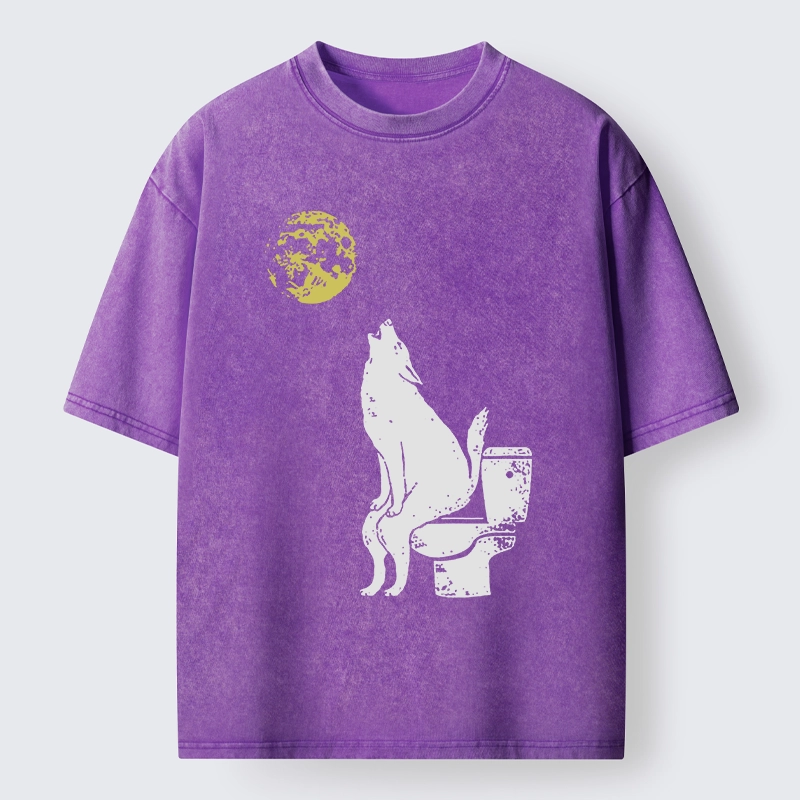 Magmoo Wolf Howling At Moon On Toilet Washed T-Shirt-Magmoo