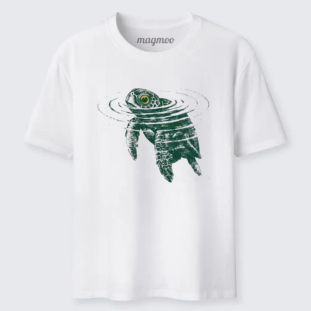 Magmoo Turtle Swimming T-shirt