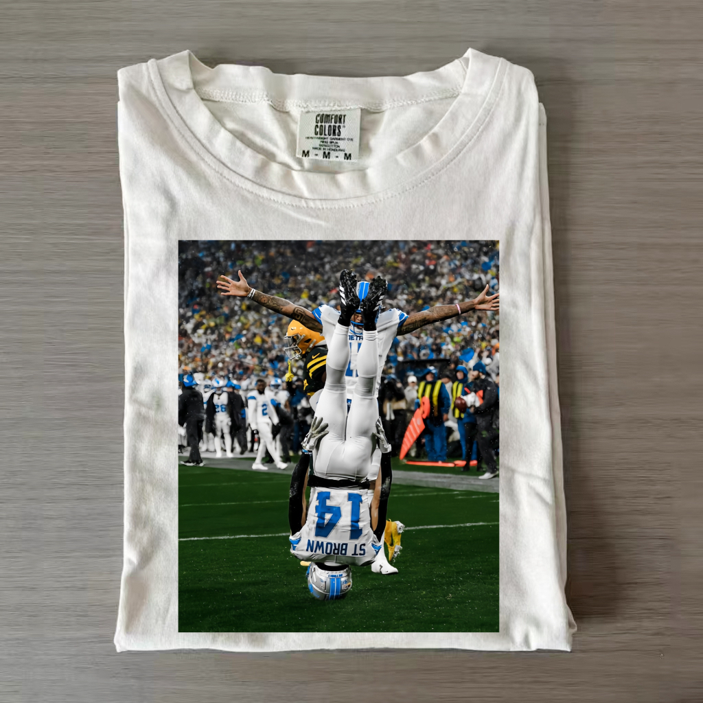 Retro Style Detroit Football T-Shirt/Sweatshirt