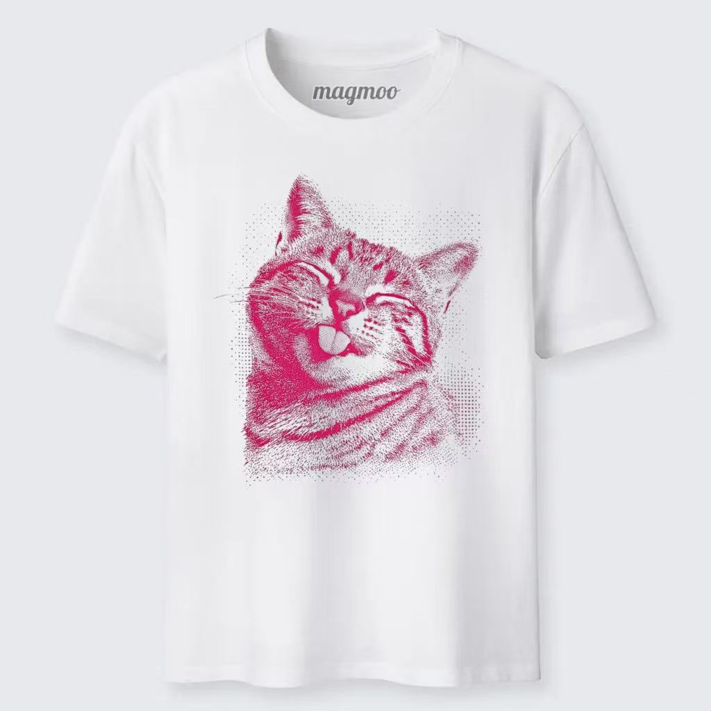 Magmoo Cat Sticking Out Tongue T-shirt