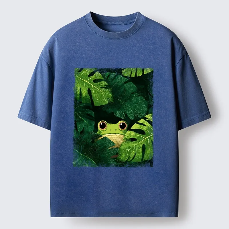 Magmoo Frog Hiding In Green Leaves Washed T-Shirt